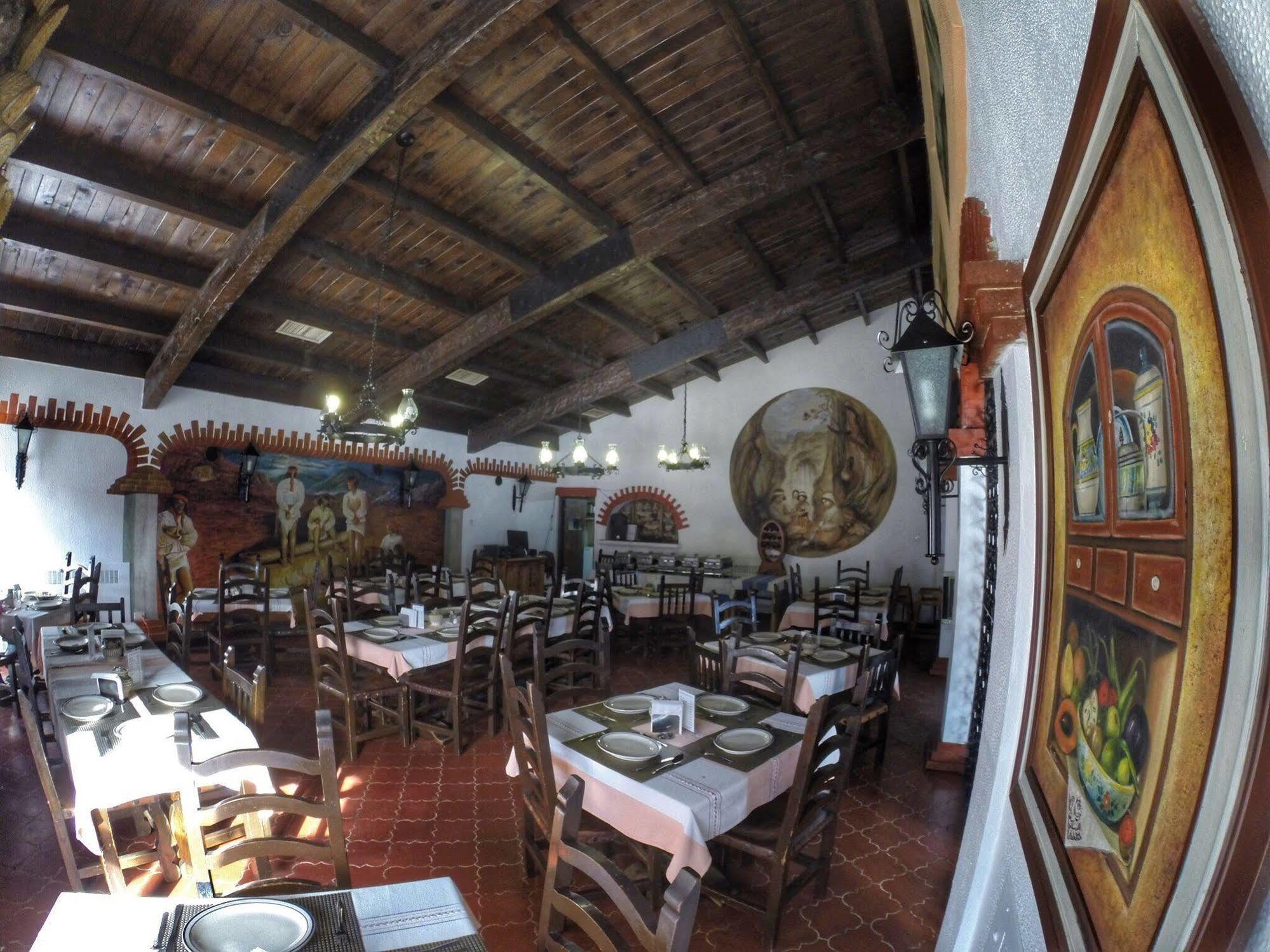 Hotel Parador Santa Cruz Creel Ngoại thất bức ảnh